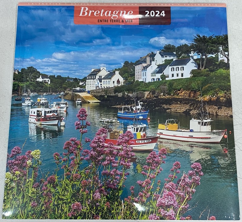 Calendrier entre terre et mer 2024 30x30 - BREIZH BOUTIK